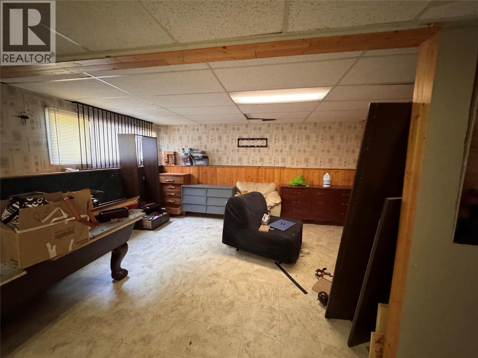 2515 EDGEMOUNT Avenue - 10