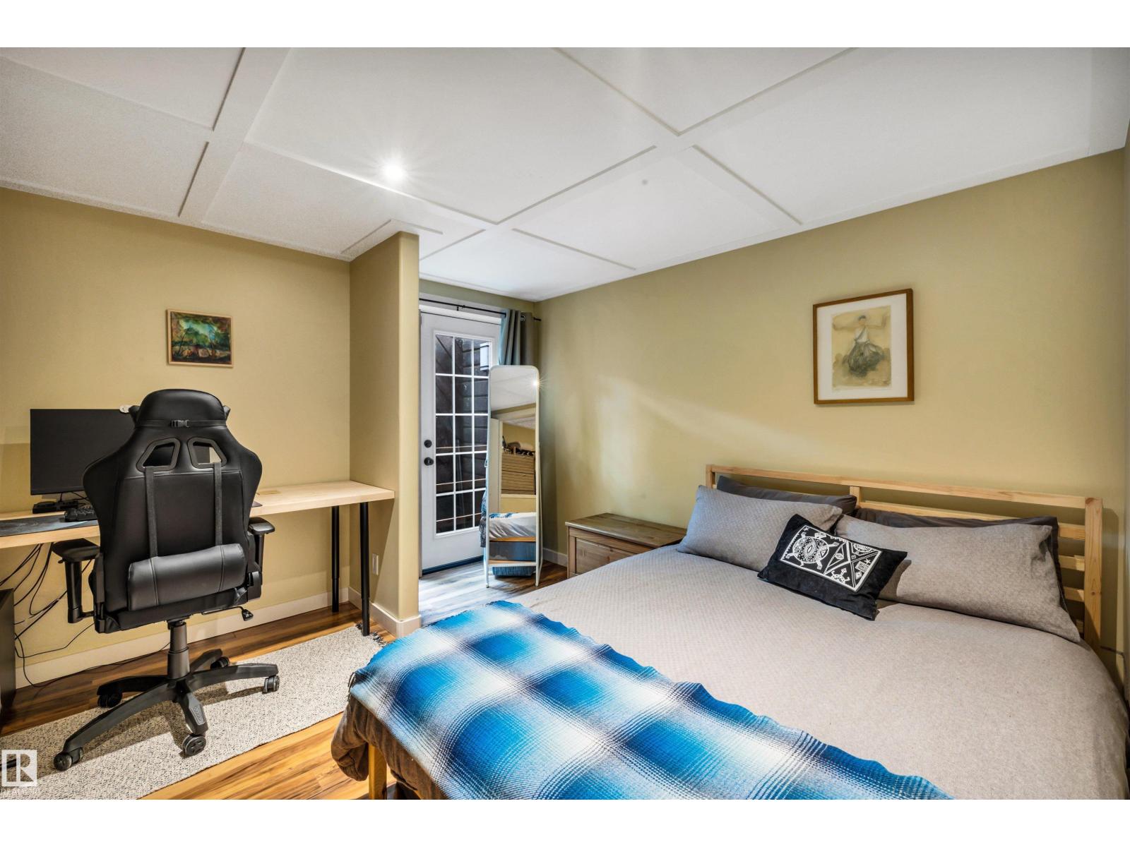 85 RIVER DR — photo 47