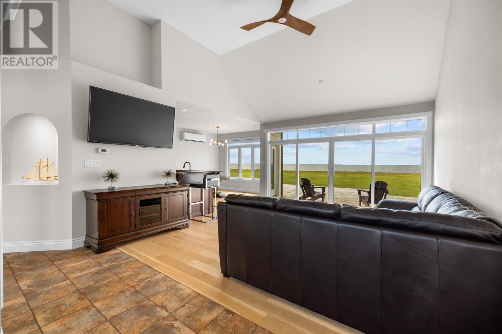 3 Stacy Lane - Image 19