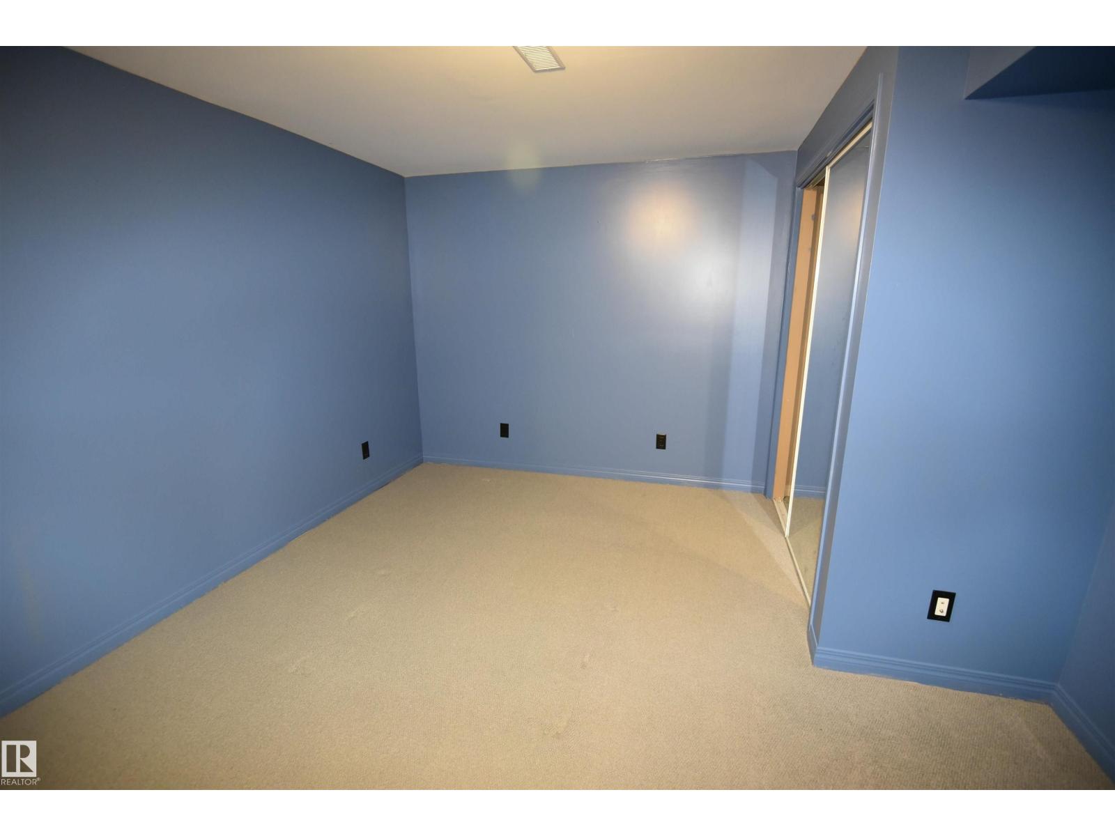 7923 94 AV NW NW — photo 13