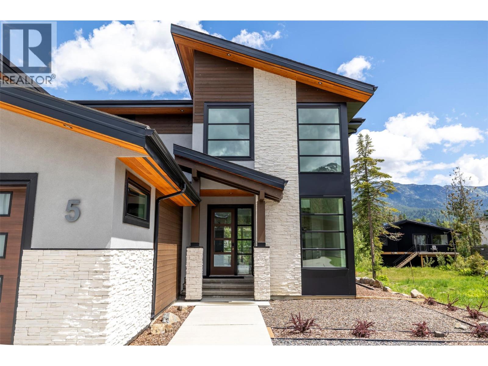 5 Mammoth Drive - 3