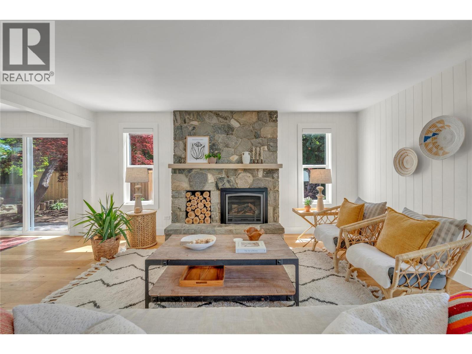 6611 Nixon Road - 8