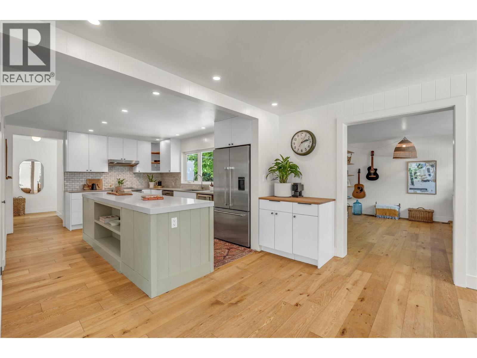 6611 Nixon Road - 16