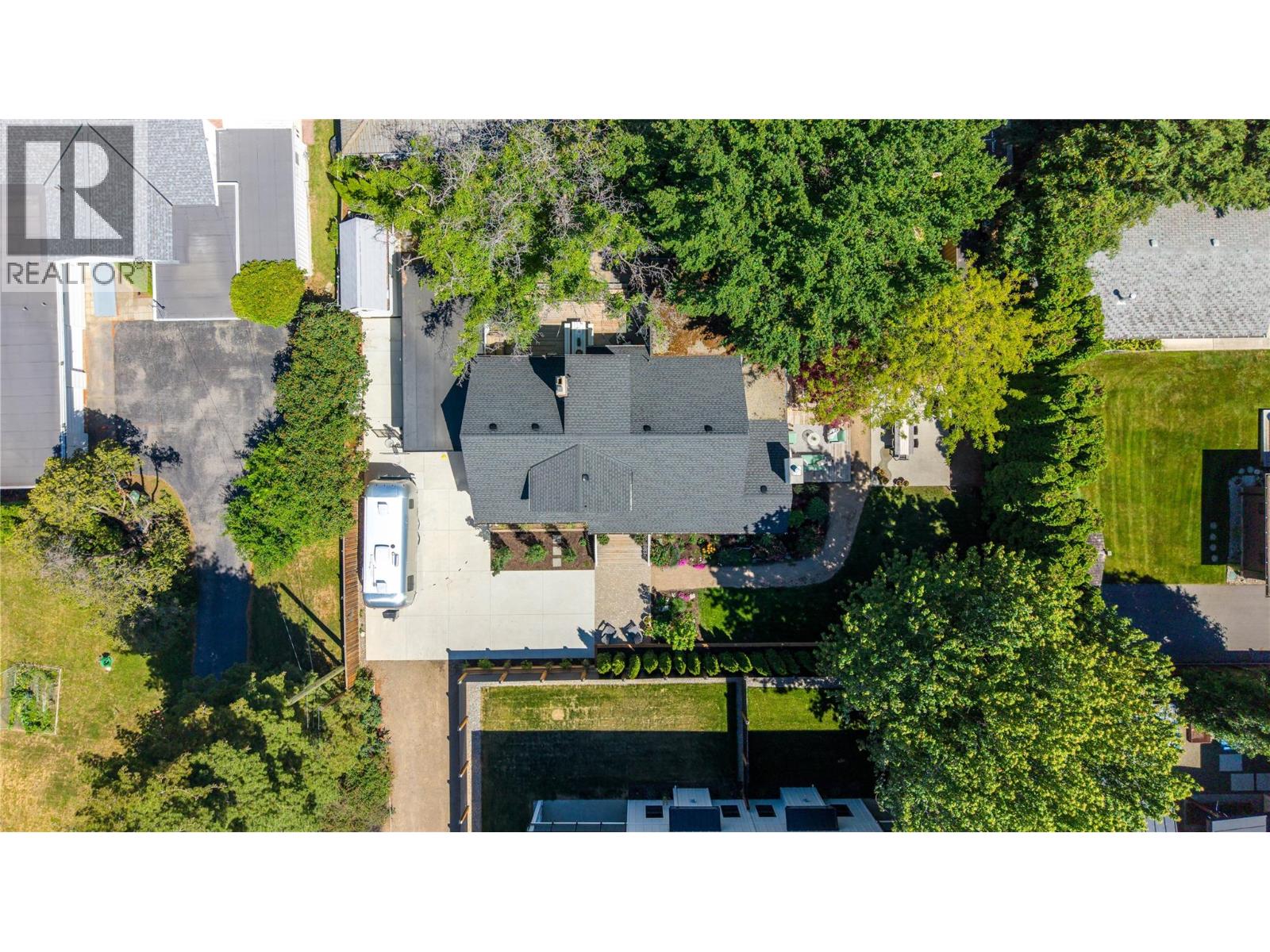 6611 Nixon Road - 50
