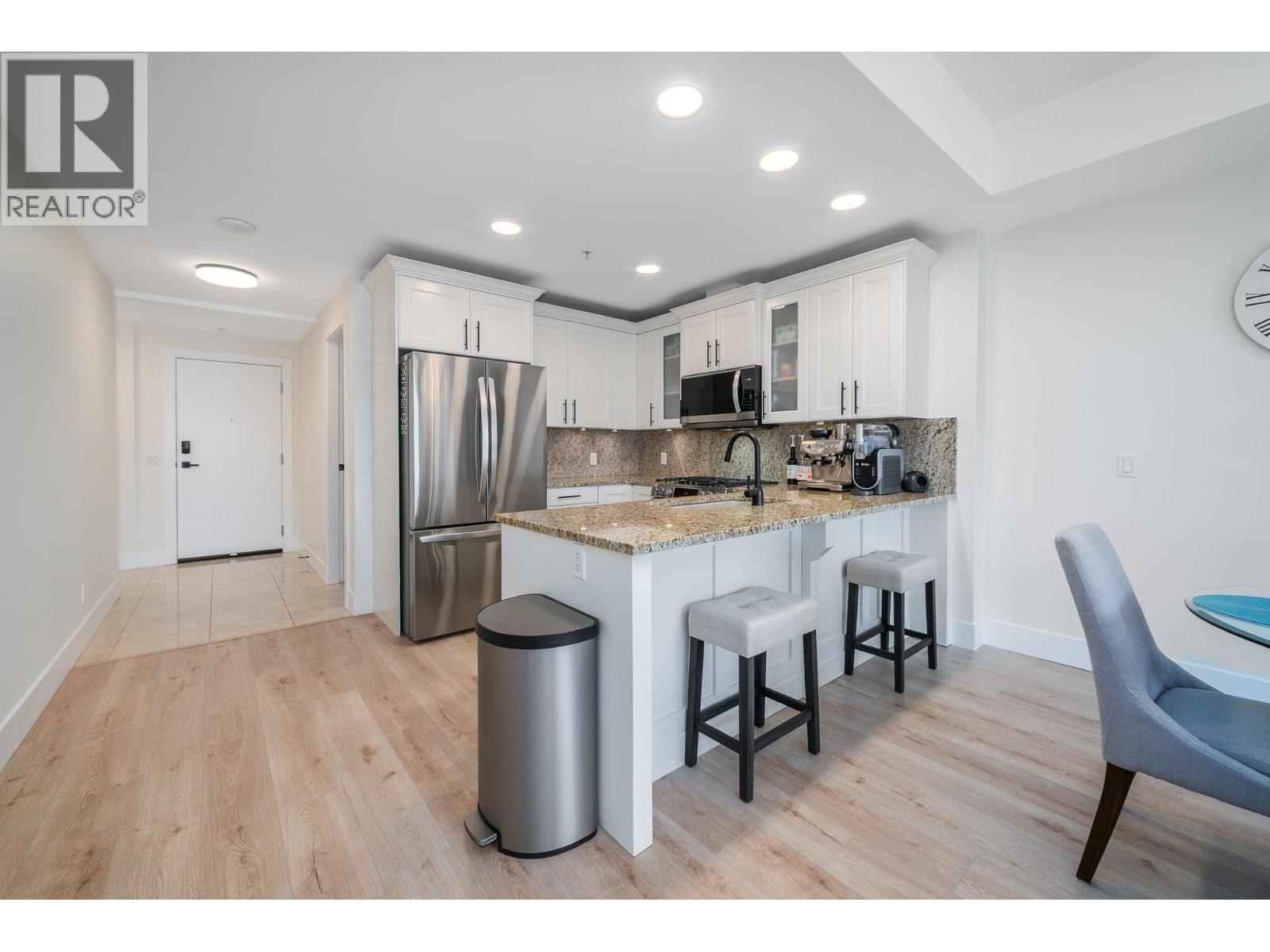 502 1395 Ellis Street, Kelowna