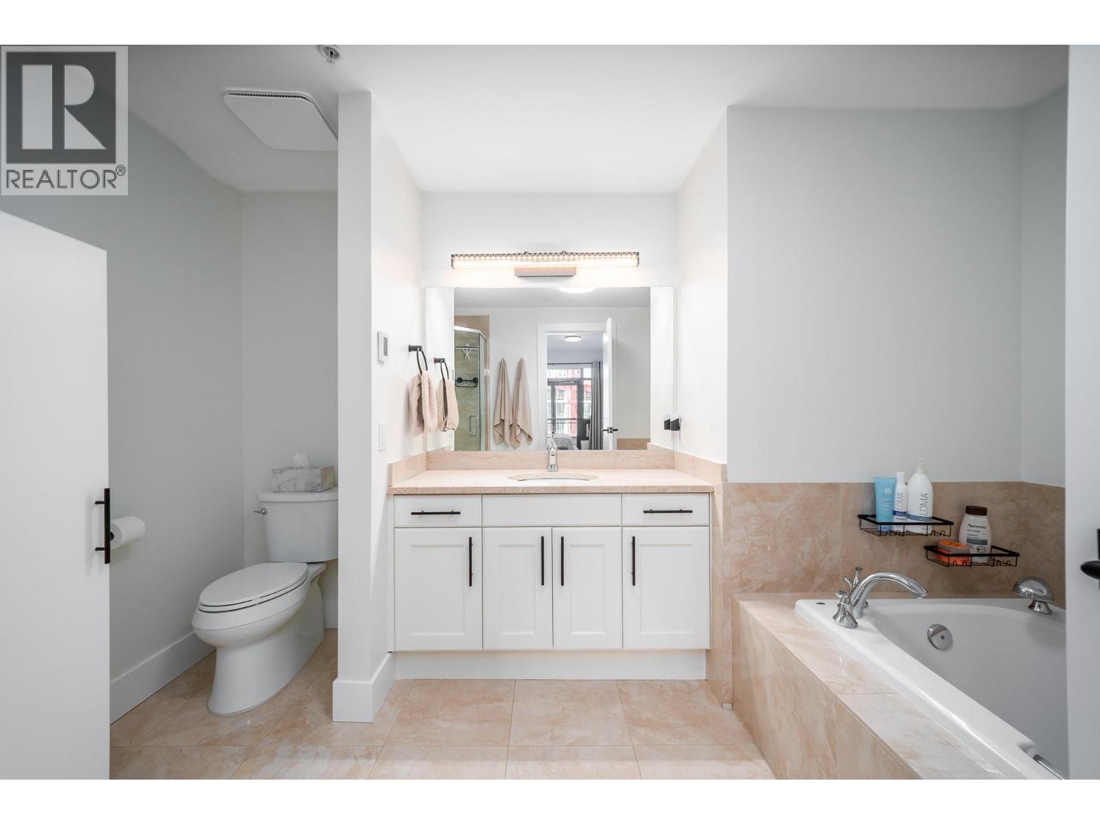 502 1395 Ellis Street, Kelowna