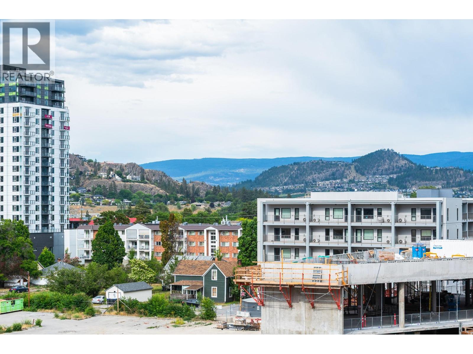 502 1395 Ellis Street, Kelowna