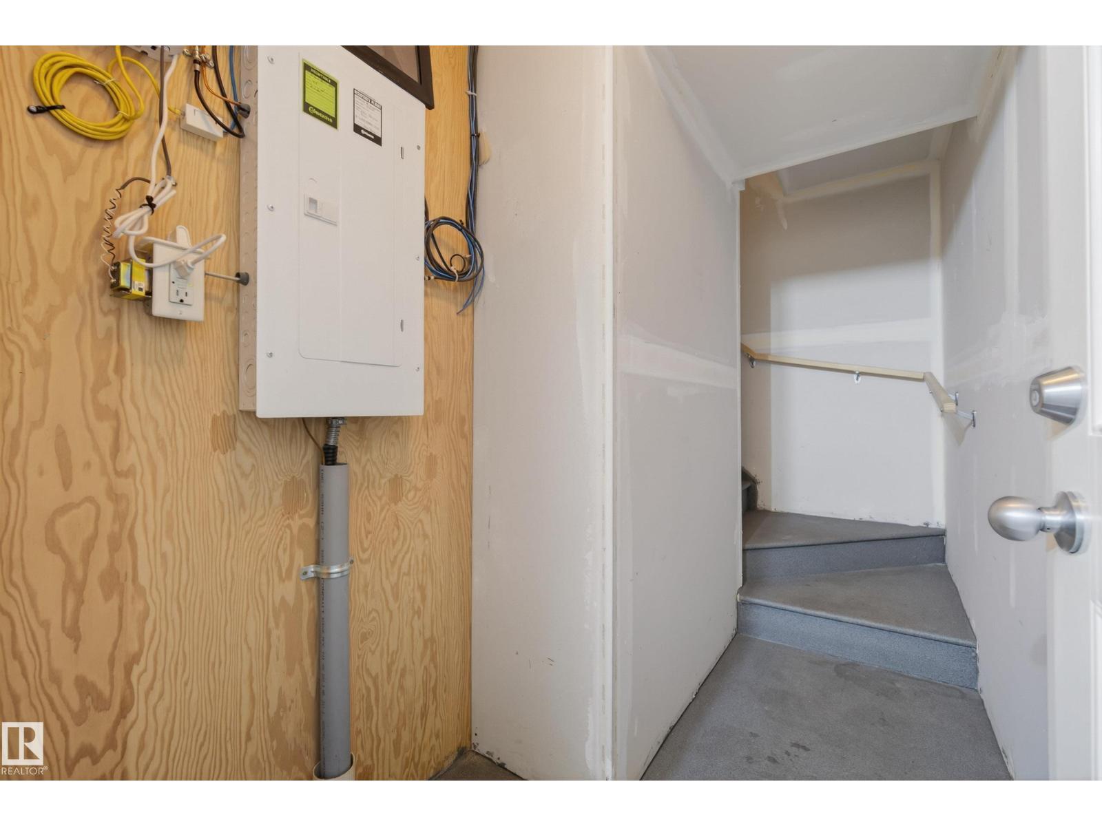 #45 4470 PROWSE RD SW - 33
