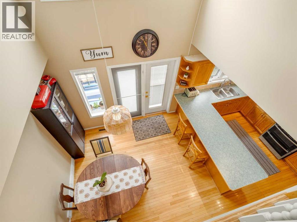 966 Lawrence Street — photo 27