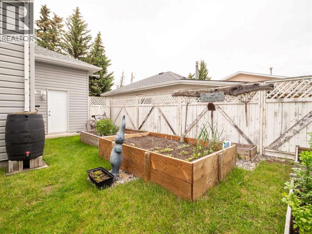 966 Lawrence Street — photo 46