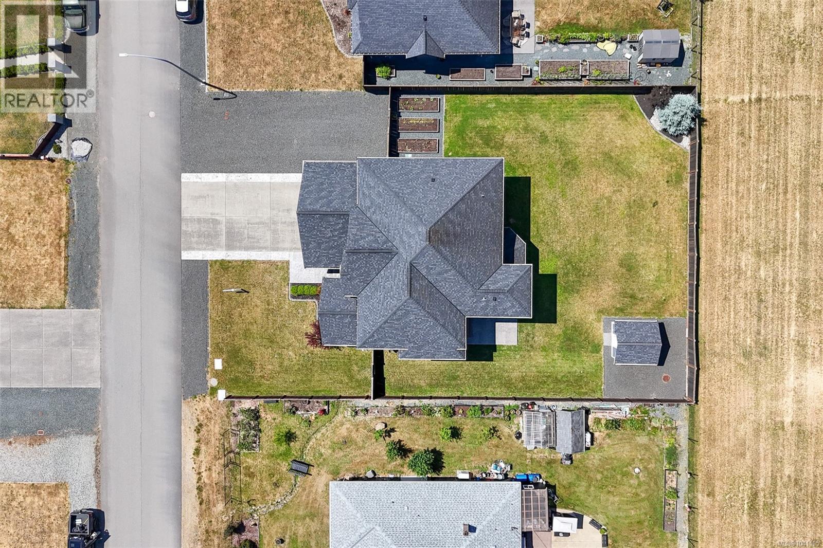 5327 Otter Pl - 2