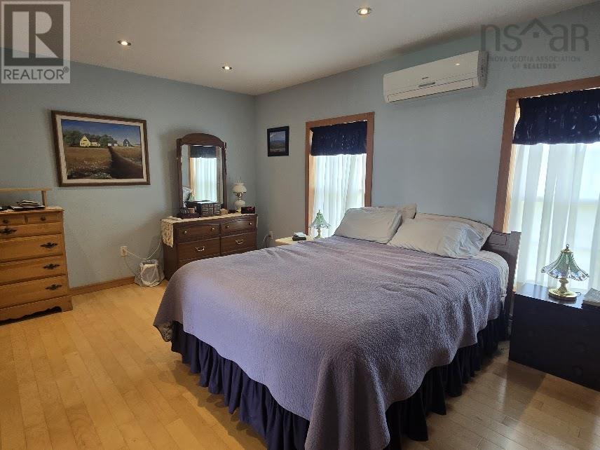 2901 Malagash Road - 12