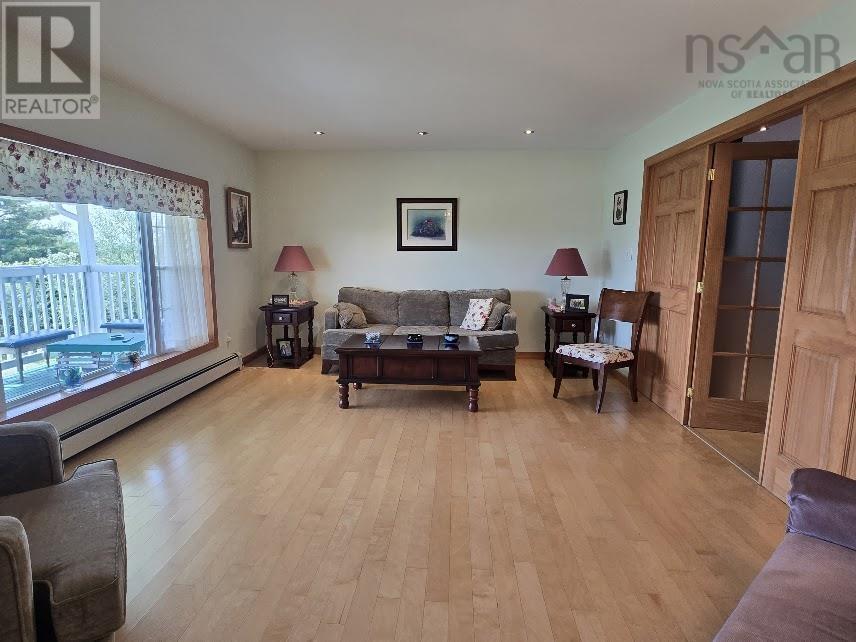 2901 Malagash Road - 10