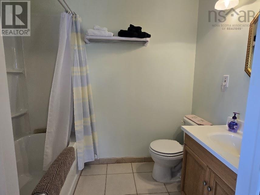 2901 Malagash Road - 32