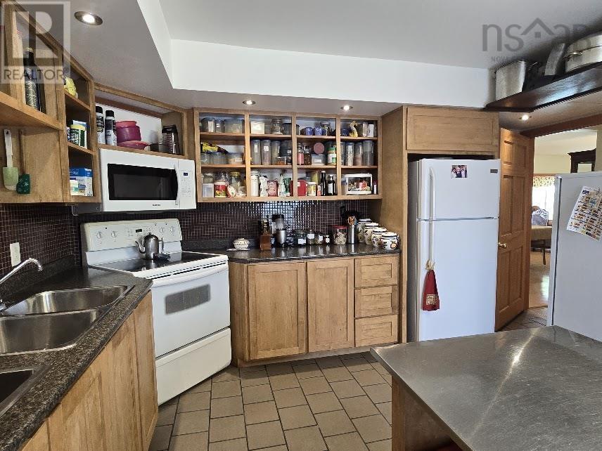 2901 Malagash Road - 7