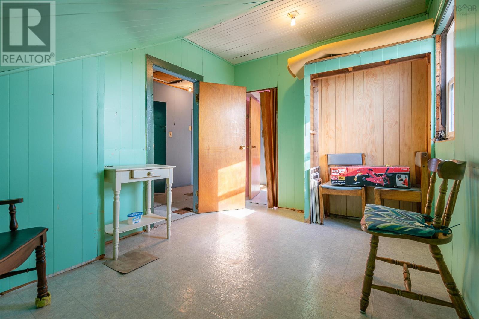 2145 316 Highway - 18