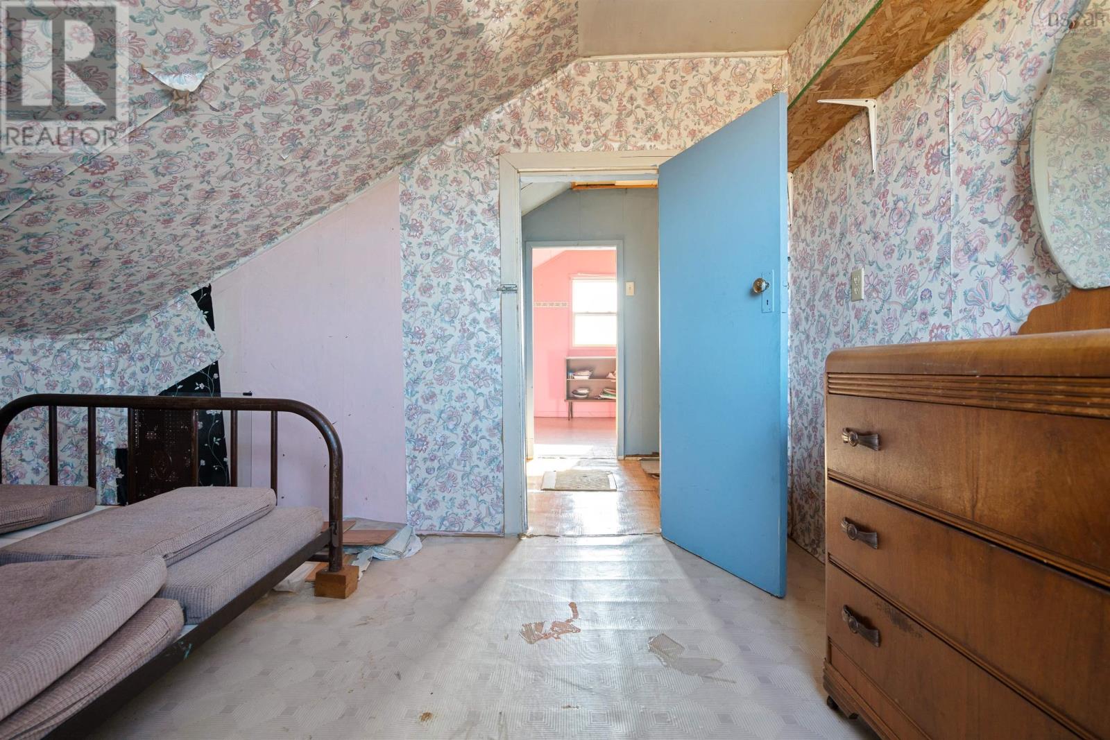2145 316 Highway - 25