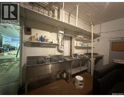 136 Center Street, Assiniboia, SK S0H0B0 Photo 12