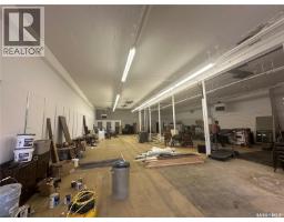 136 Center Street, Assiniboia, SK S0H0B0 Photo 8