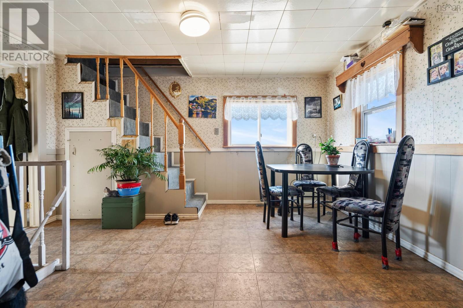 2145 316 Highway - 38