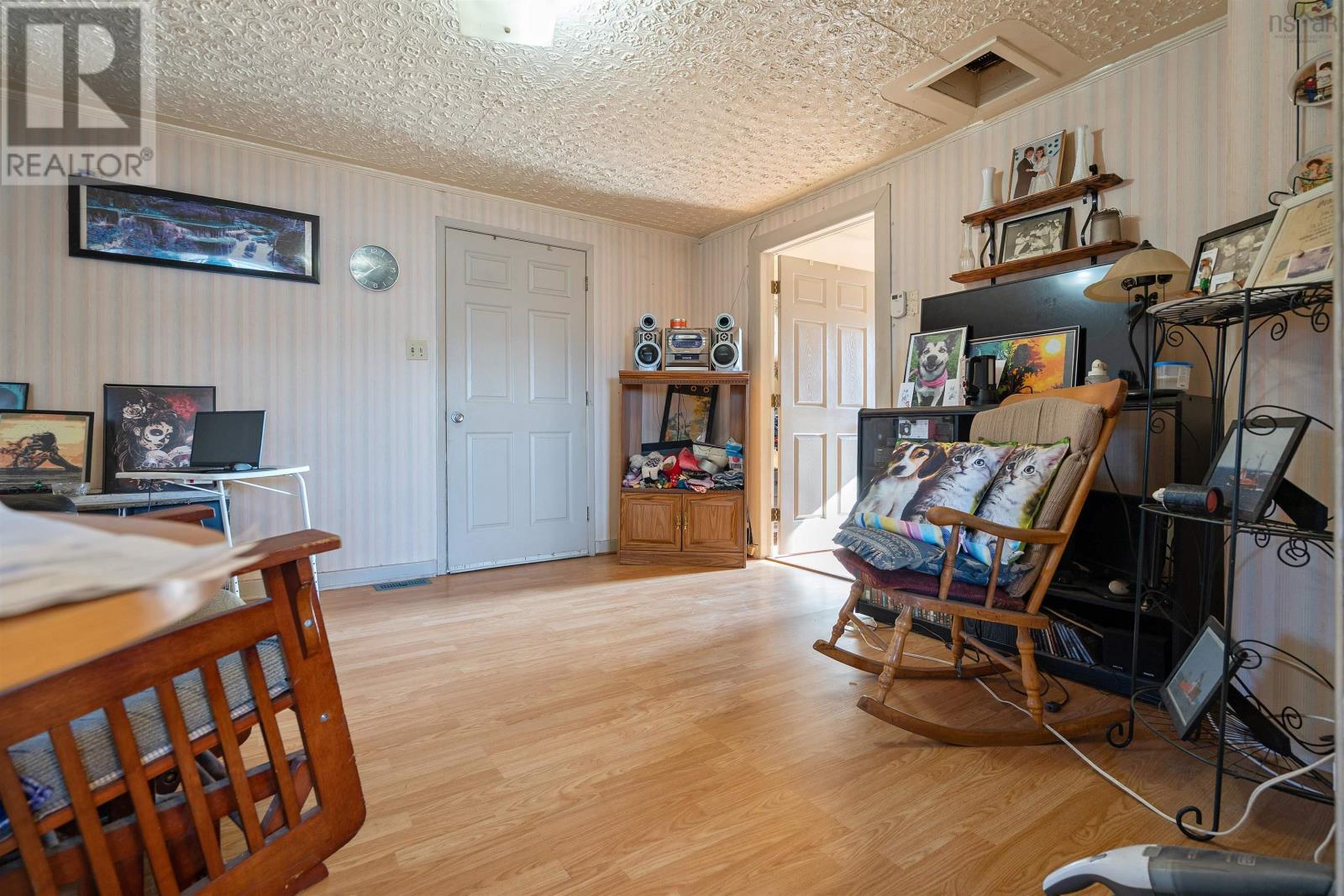 2145 316 Highway - 29