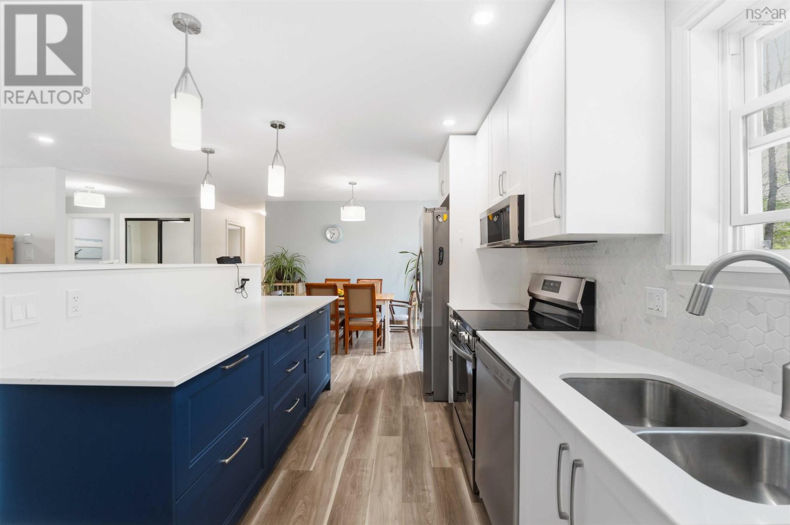 380 Hall Road - 10
