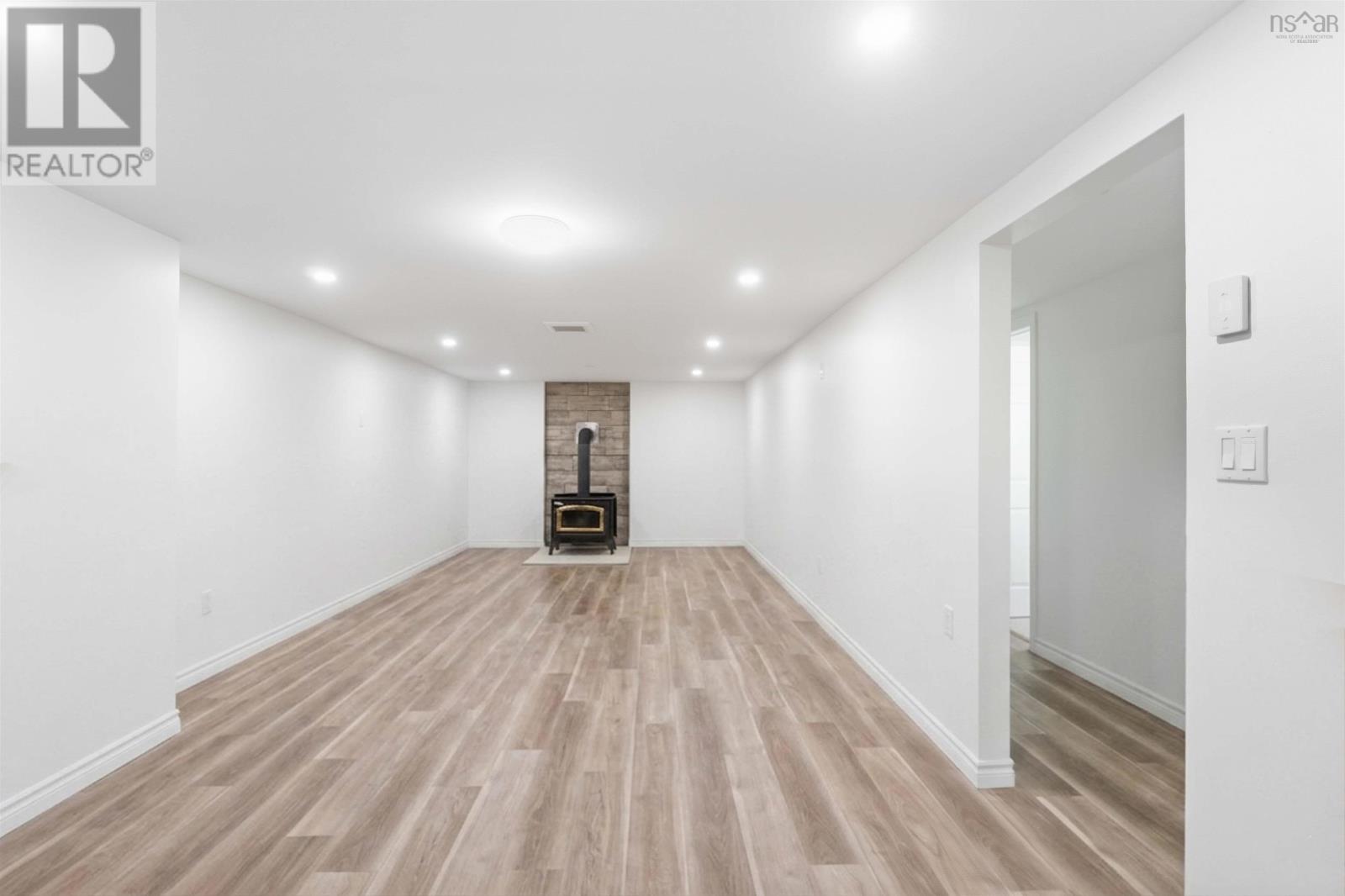 380 Hall Road - 27