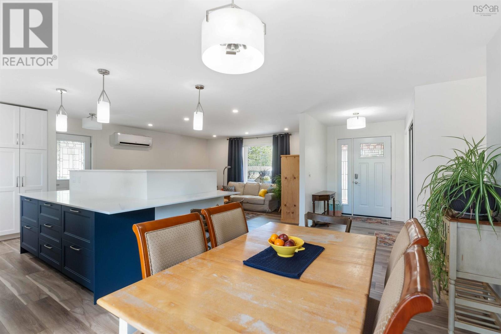 380 Hall Road - 9