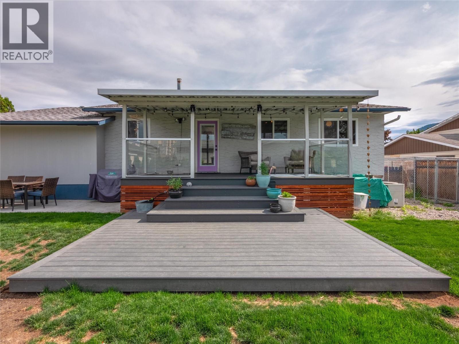 165 McCulloch Drive - 41