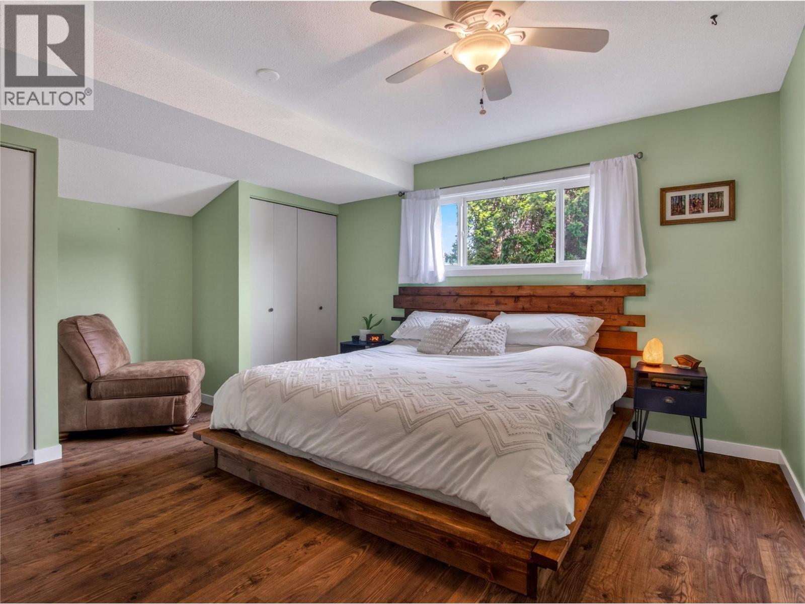 165 McCulloch Drive - 17