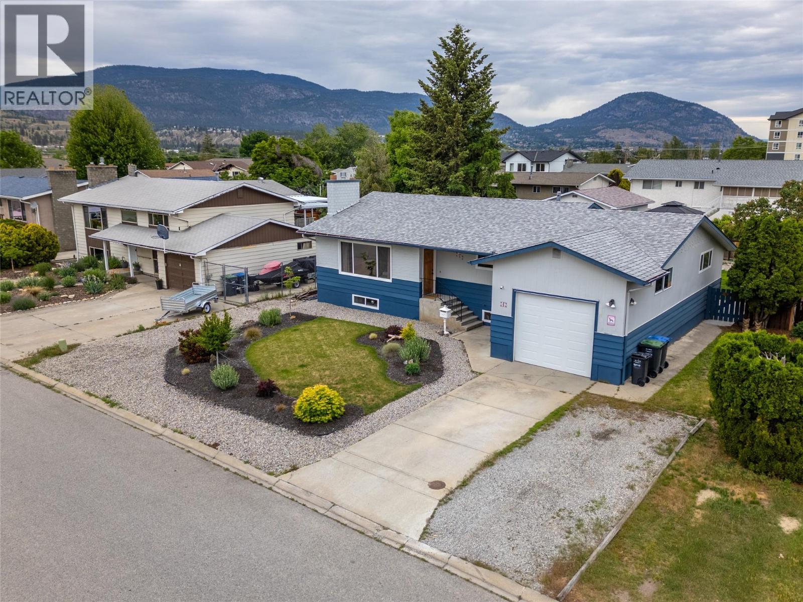 165 McCulloch Drive - 47
