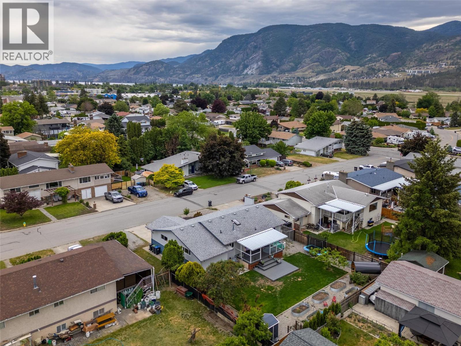 165 McCulloch Drive - 46