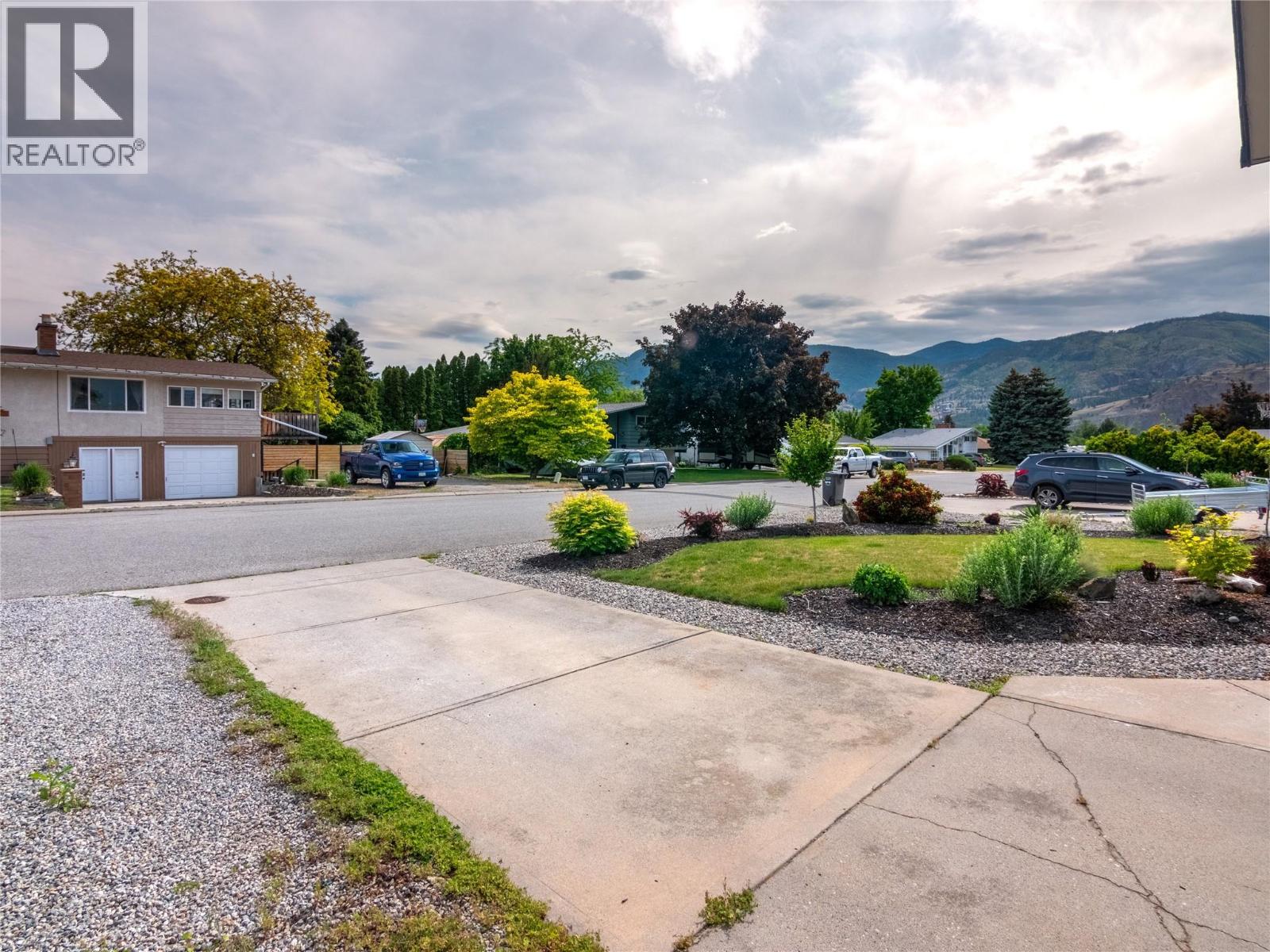 165 McCulloch Drive - 38