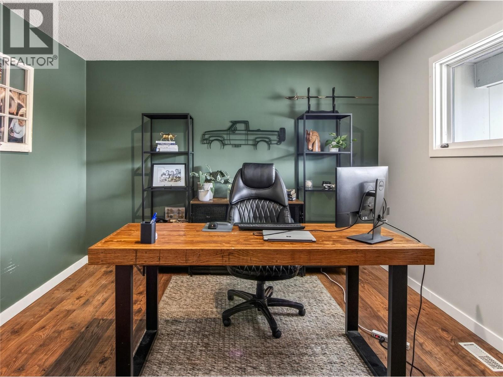 165 McCulloch Drive - 14