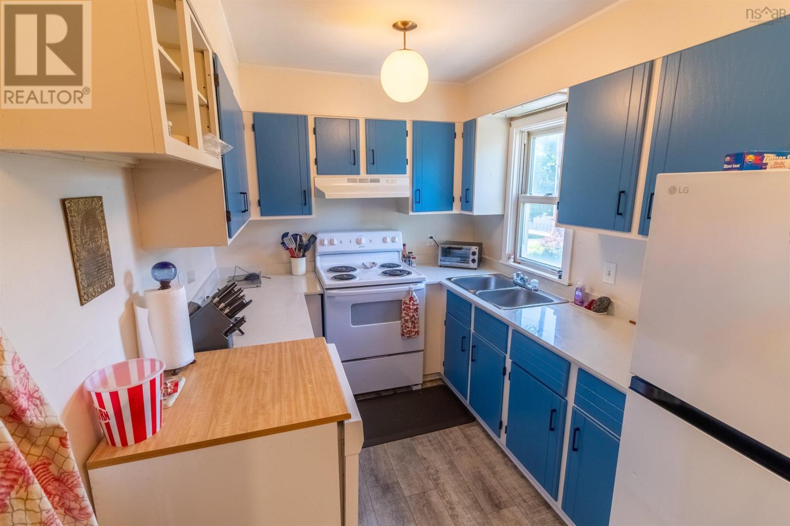275 Spinnaker Drive - 6