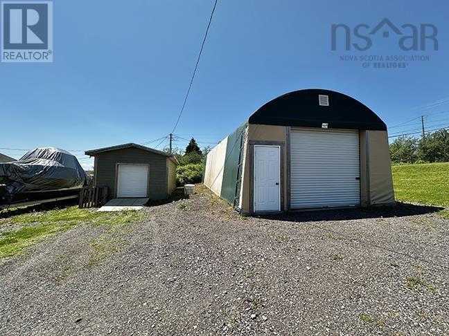 593 Veterans Memorial Drive - 12