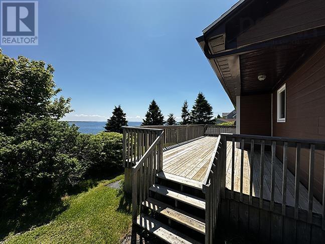 593 Veterans Memorial Drive - 9