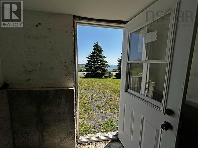 593 Veterans Memorial Drive - 36