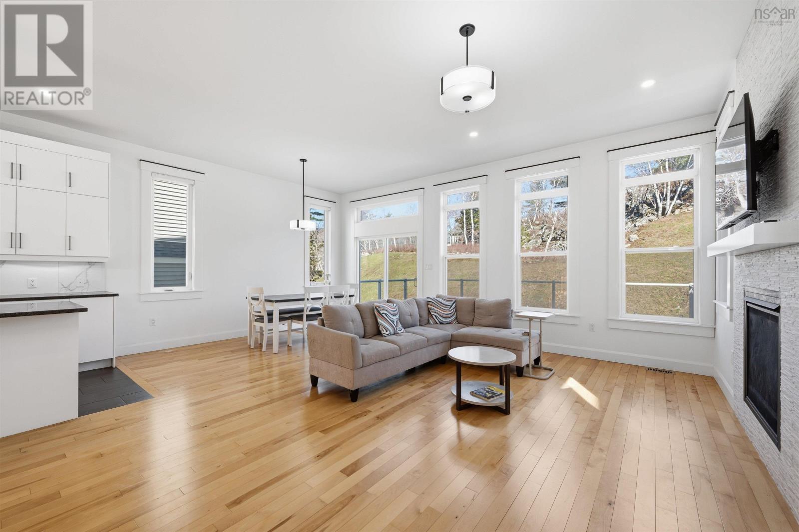 309 Fleetview Drive - Image 17