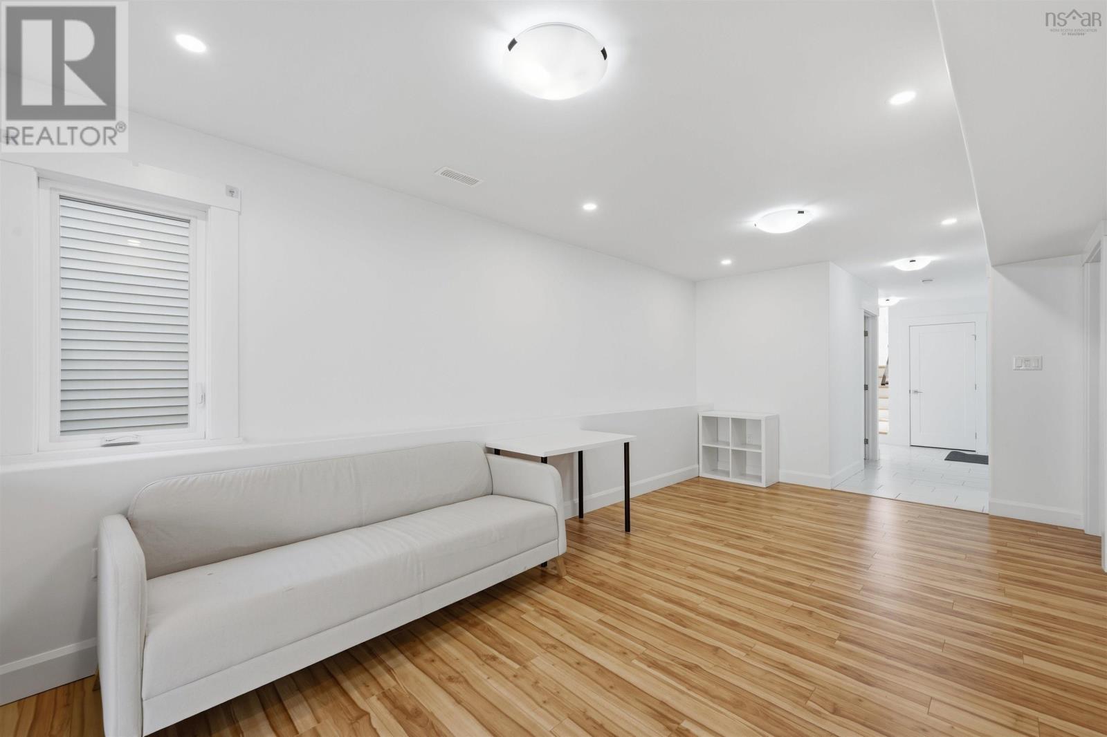 309 Fleetview Drive - Image 37