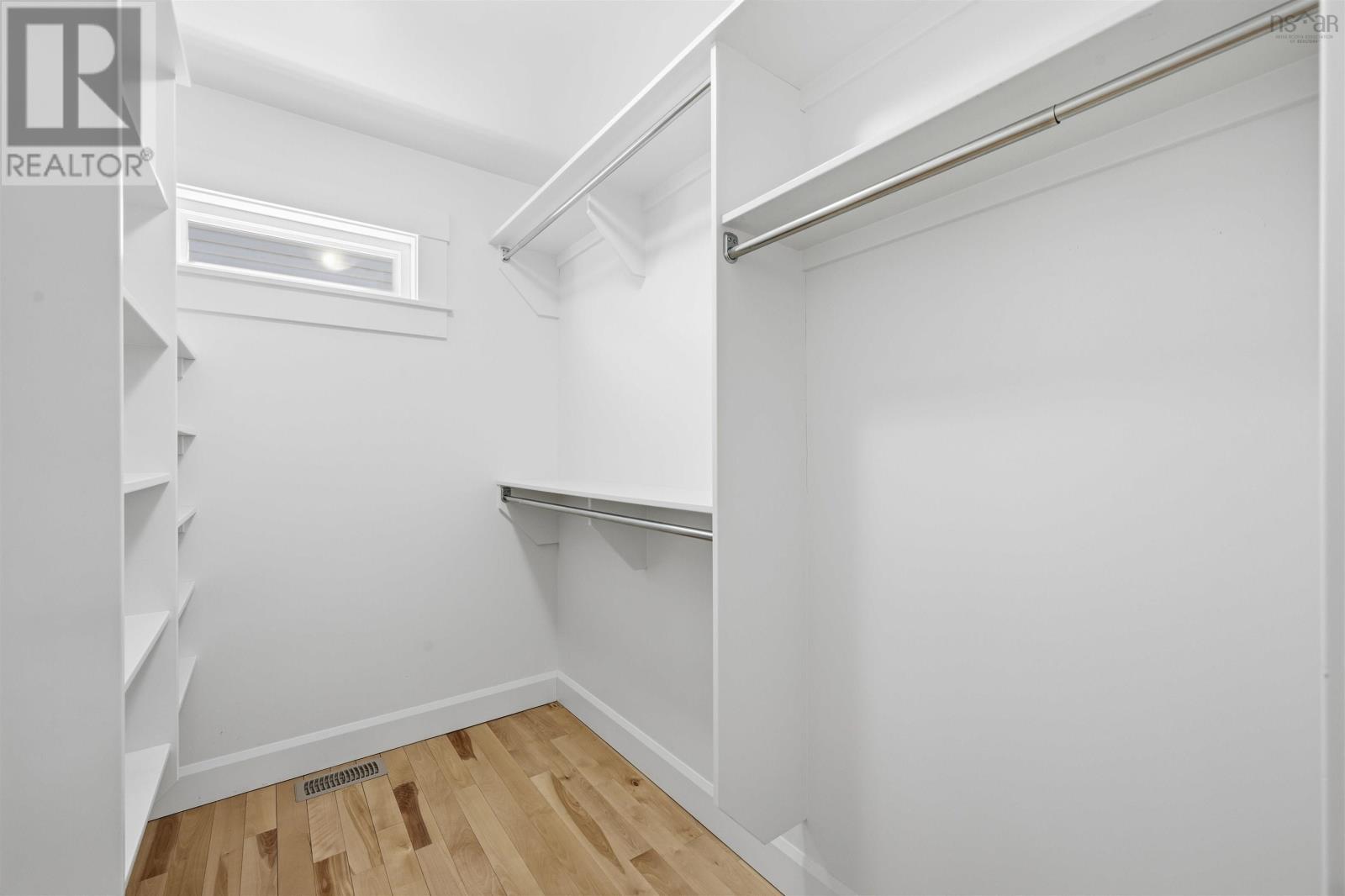 309 Fleetview Drive - Image 28