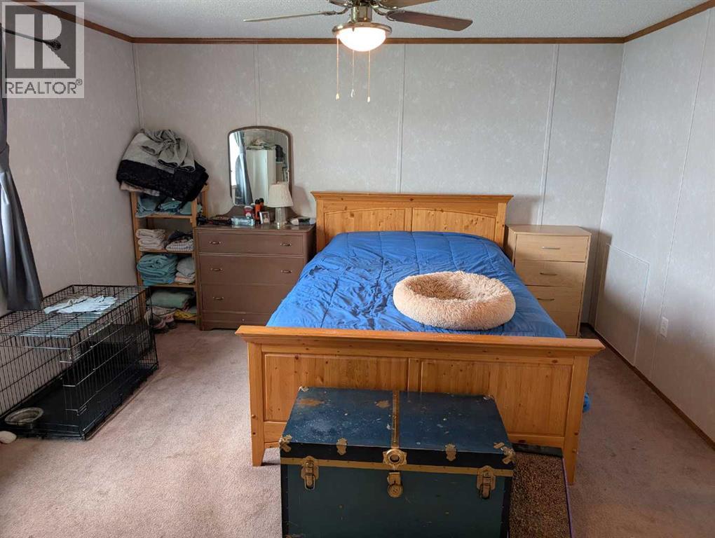 4915 1 Street - 22