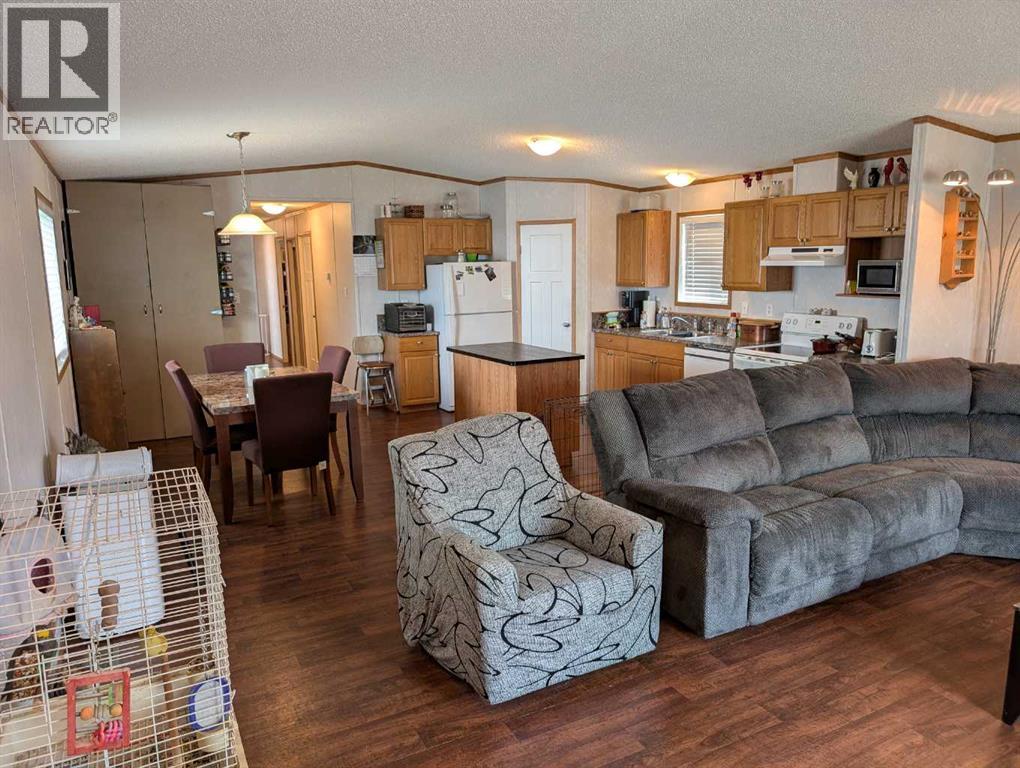 4915 1 Street - 8
