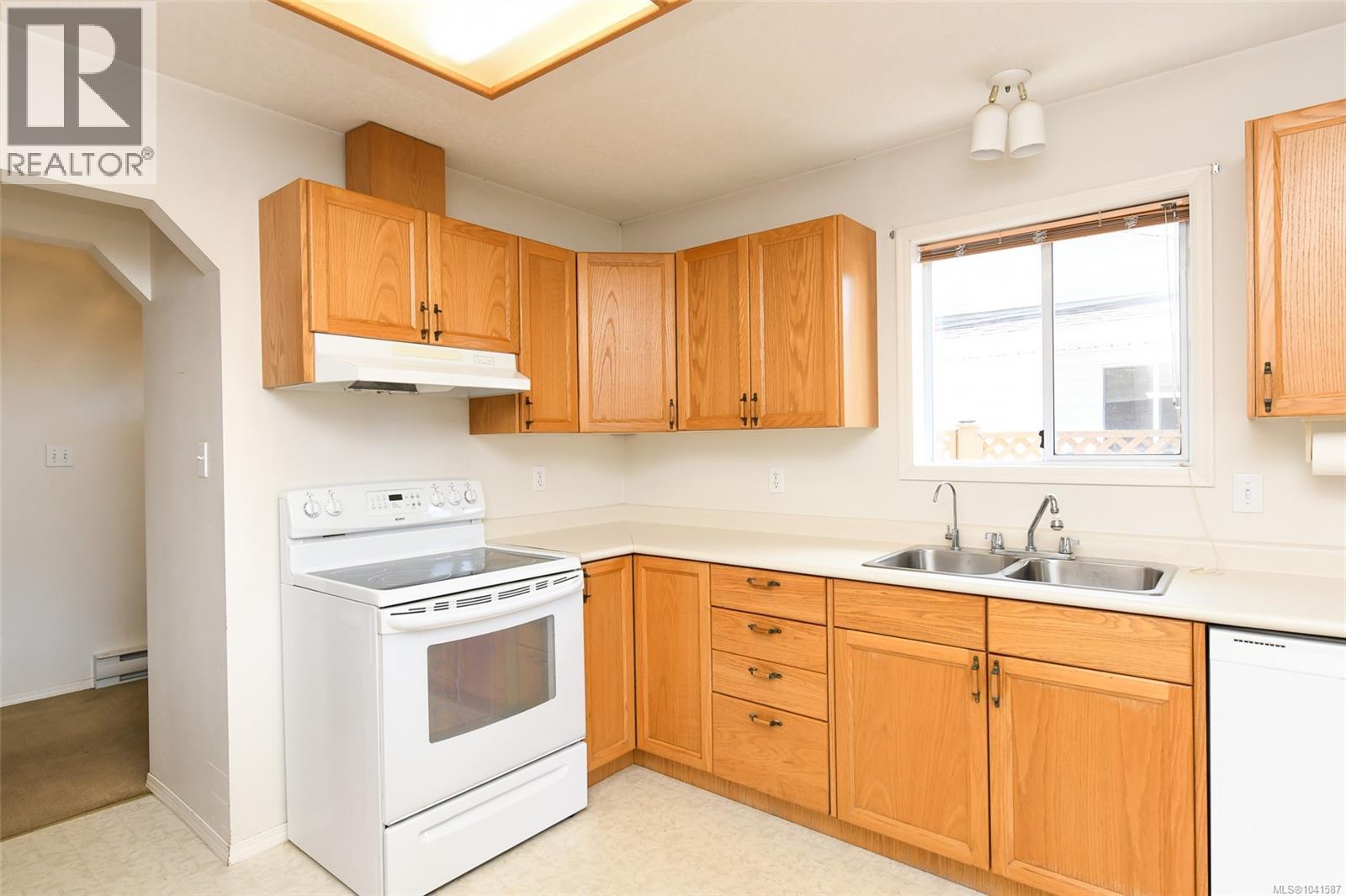 #A 2179 Urquhart Ave - 6