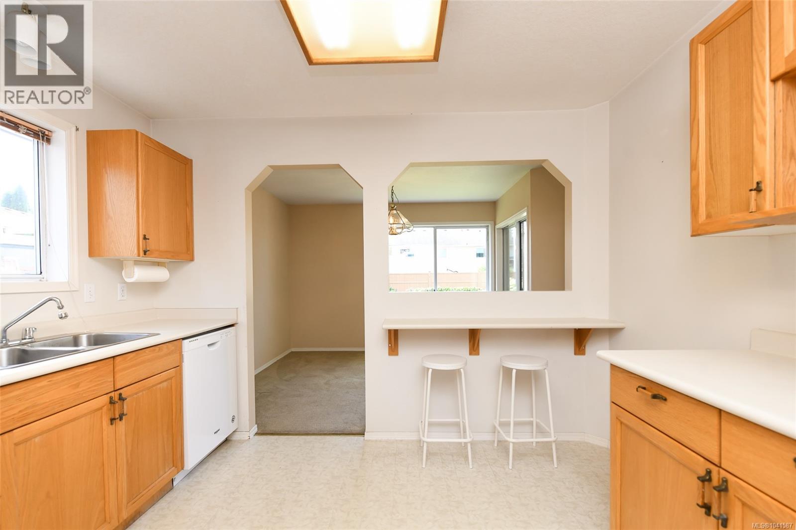 #A 2179 Urquhart Ave - 5