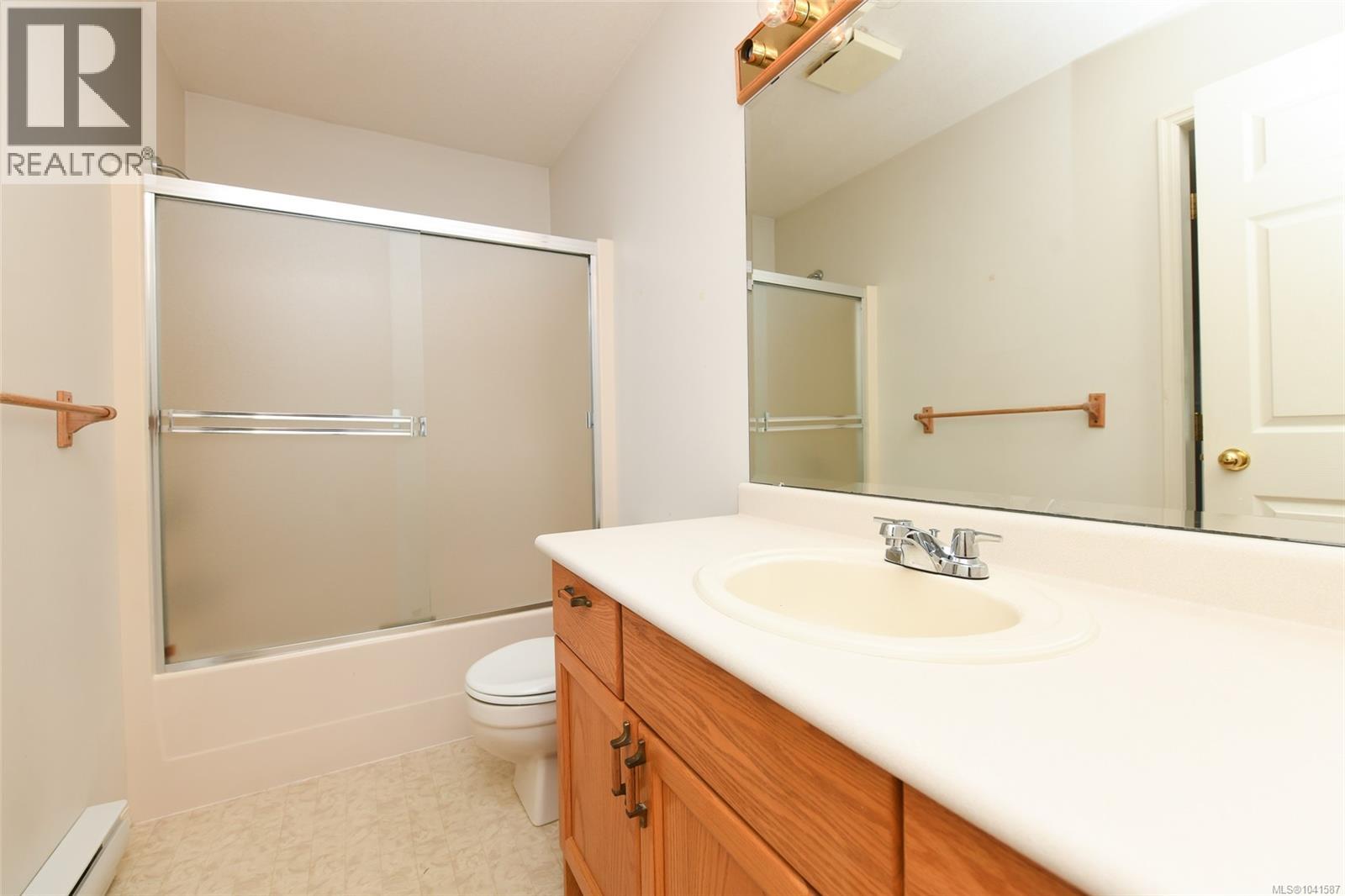 #A 2179 Urquhart Ave - 27