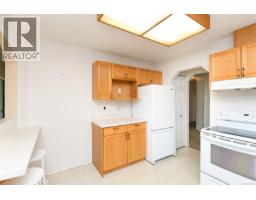 Entrance - A 2179 Urquhart Ave, Courtenay, BC V9N7W3 Photo 9