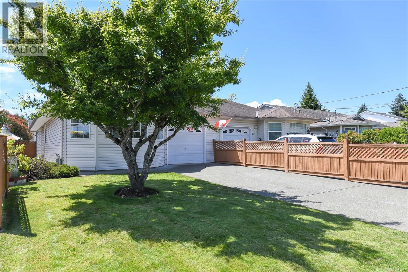 #A 2179 Urquhart Ave - 37