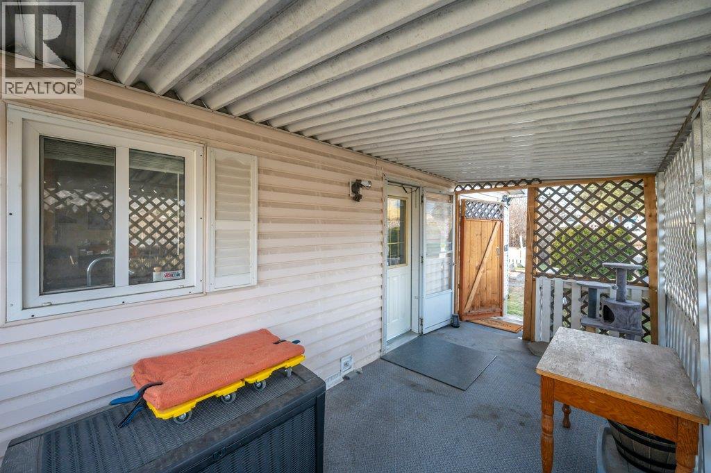 5617 Highway 97 - 37