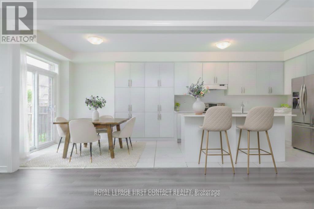 86 KENNETH ROGERS CRESCENT - 7